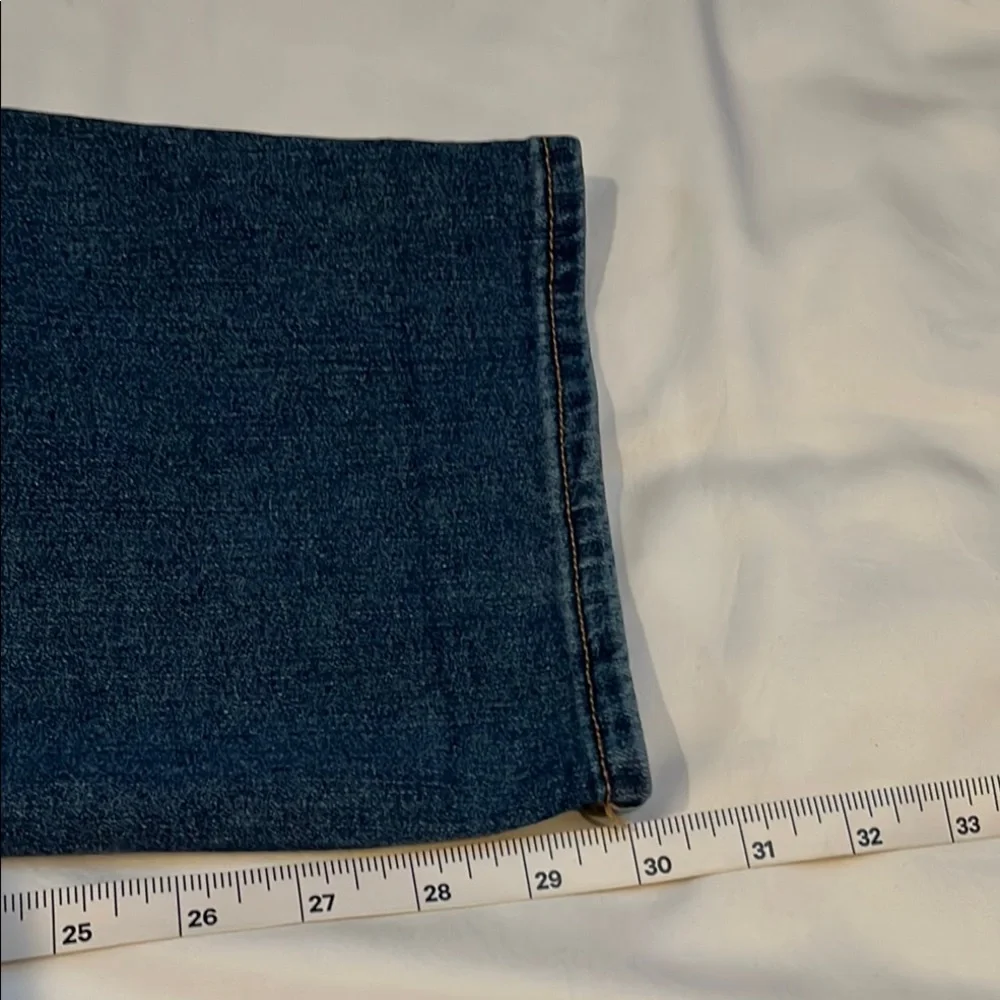 1822 Denim Classic Blue Jeans - Picture 5 of 5